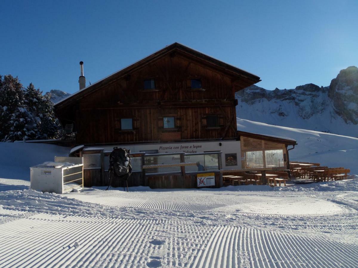 避风塘弗米达哈特乡村民宿 Santa Cristina Val Gardena 外观 照片