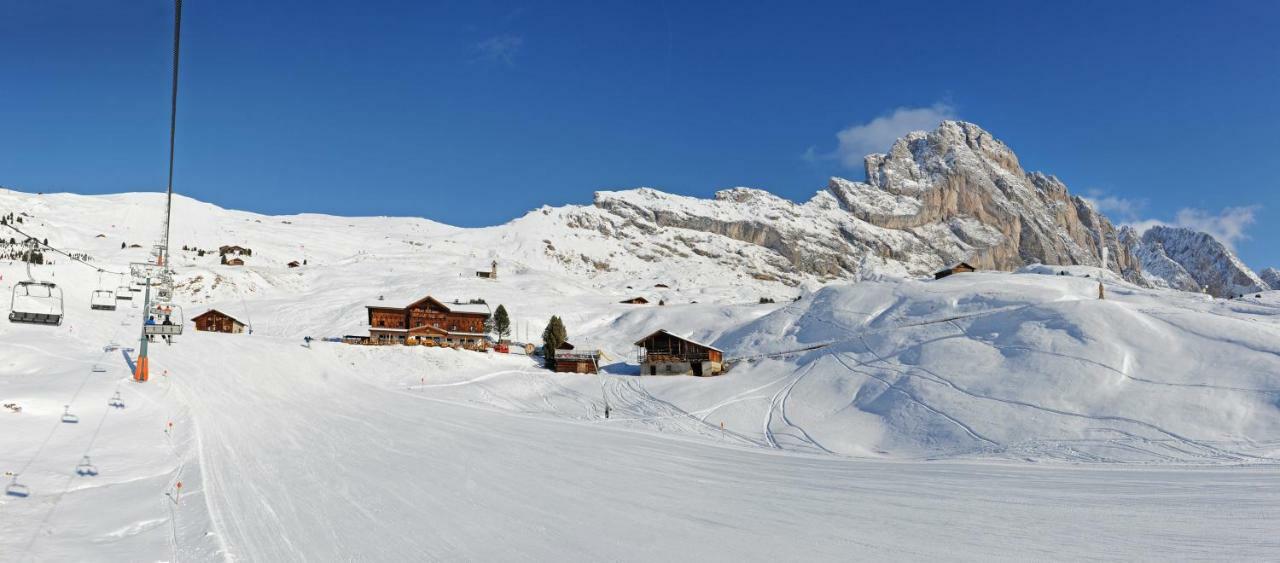 避风塘弗米达哈特乡村民宿 Santa Cristina Val Gardena 外观 照片